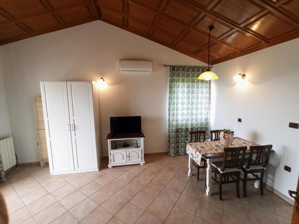 Villa Margerita With Private Pool, Yard And Parking Kaštelir エクステリア 写真